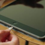 Troca de Conector de Carga de Tablet